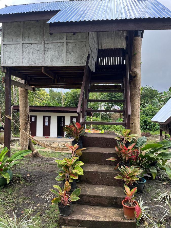 Roca'S Homestay Backpackers Chalet Batuan Екстериор снимка