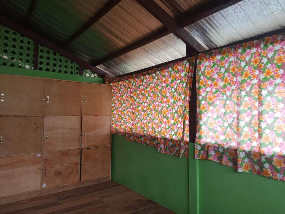 Roca'S Homestay Backpackers Chalet Batuan Екстериор снимка