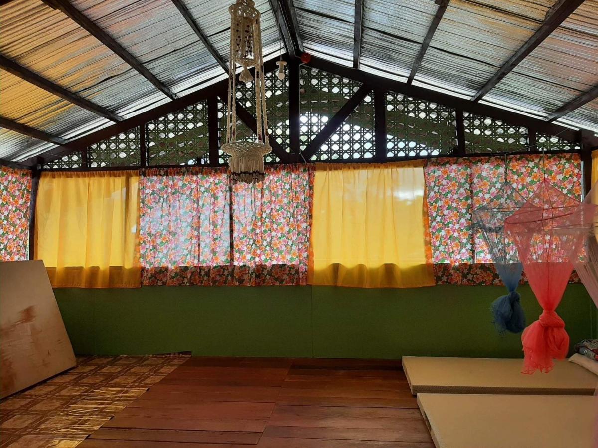 Roca'S Homestay Backpackers Chalet Batuan Екстериор снимка